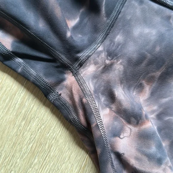 align high rise short 8" diamond dye graphite grey pink pastel size 2 lululemon